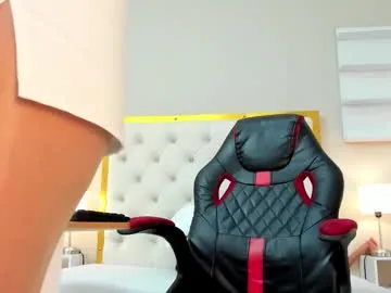 aura_sanders1 Image 14