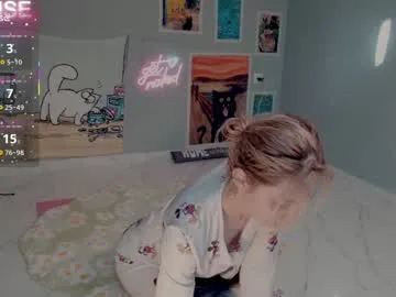 careful_i_bite Image 13