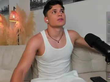 chris_argent Image 7