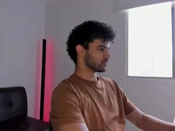 chrisandrew_ Image 13