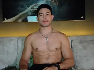 crhistian1_ Image 13