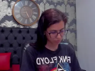 emily_loperaa Image 4