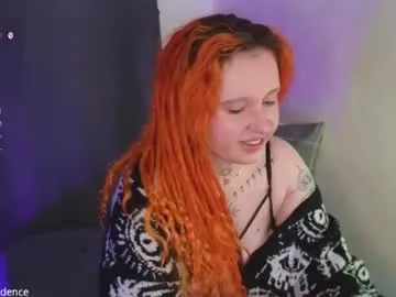 evaredmooon Image 18