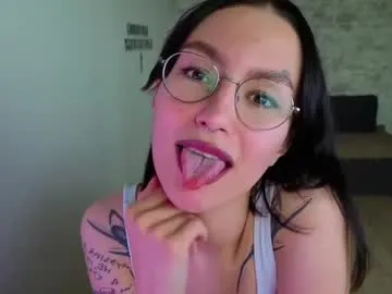julierayls Image 6