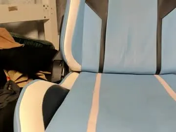 karoline121 Image 12