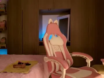 kaylacollins1 Image 2