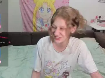l1ttlekiki Image 4