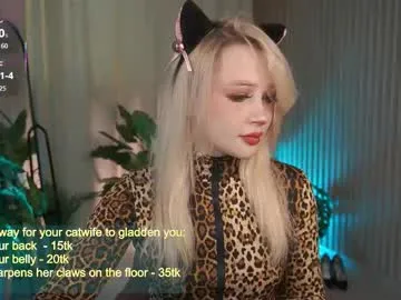 laurawifeness Image 15