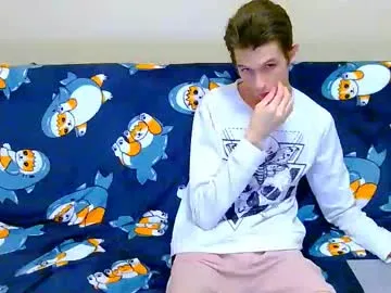 lester_broo Image 16