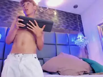 liaml_18_'s Thumb Image