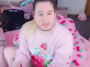 lil_alison_heart Image 16