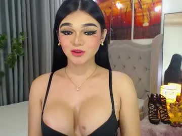 princesshugecumontop Image 2