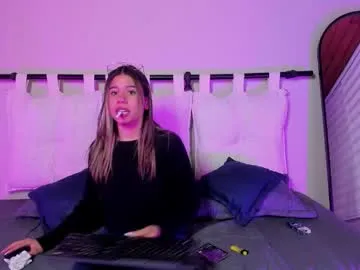 rachell_criss Image 12