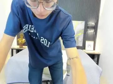 santiago_russo18 Image 8