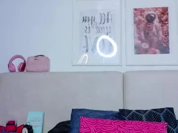 saritabratz Image 12