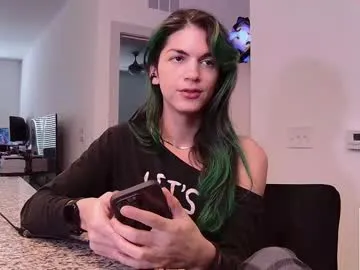 squrlgurl Image 3
