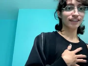 tinyhairycherry's Thumb Image