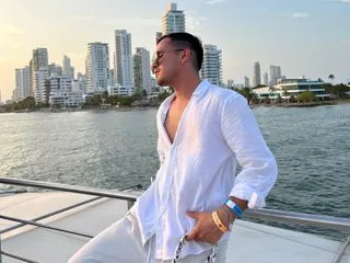 arontrey21 Profile Image