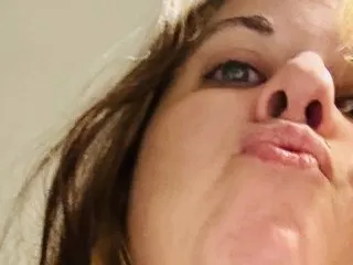 LaneyJaney's Thumb Image