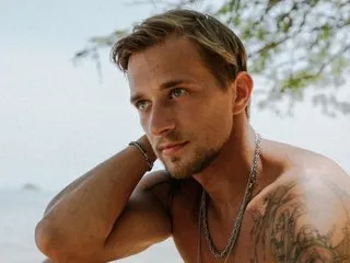 yourmars's Thumb Image